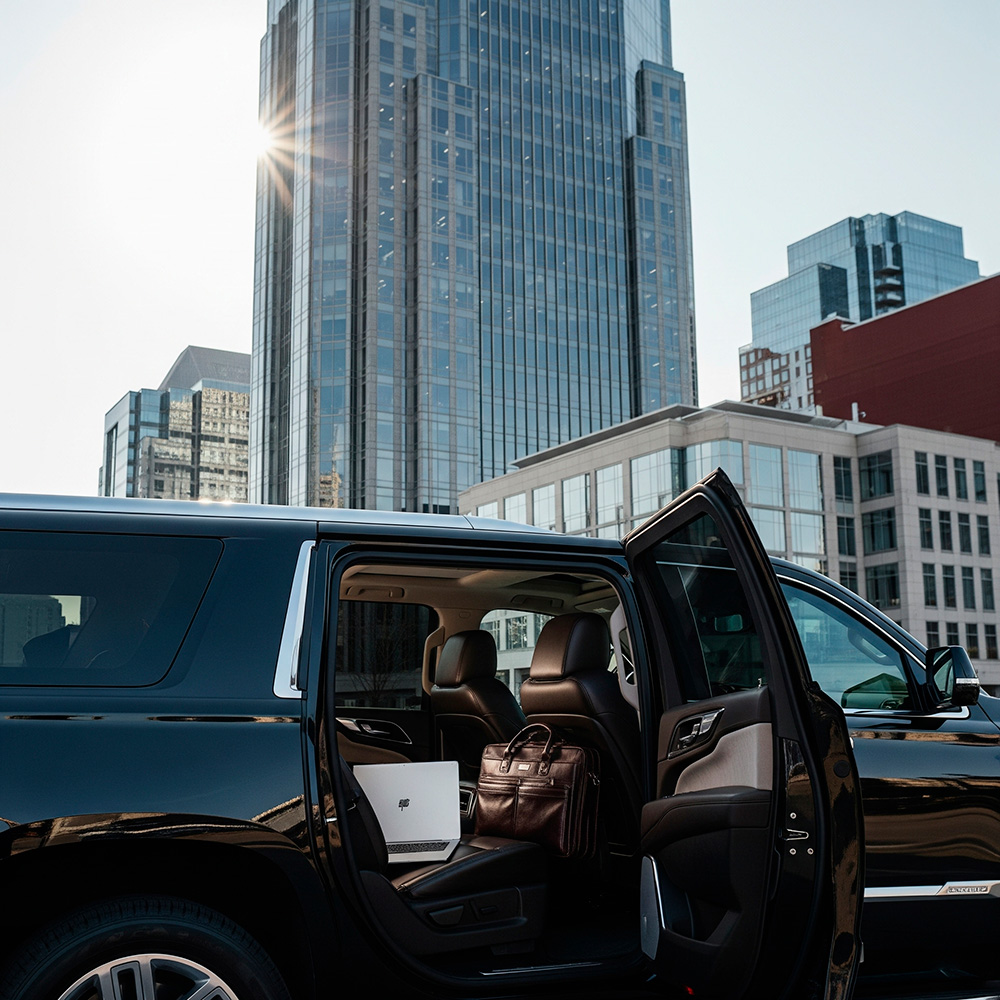 Executive Business Car Service for Corporate Clients in Nashville